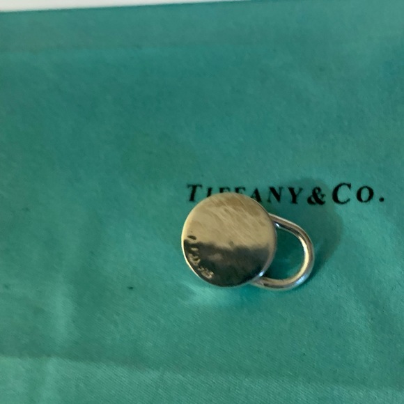 ***Tiffany & Co Custom Blue Star Sapphire on Round Lock Charm *** - Picture 4 of 5